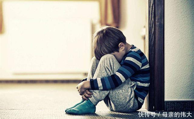这3种家庭养出的孩子,在学校容易成为“受气包”,父母要重视