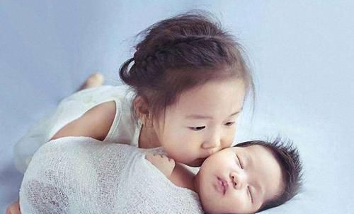 看法|生了女儿后，还要不要二胎，90后父母的看法很现实