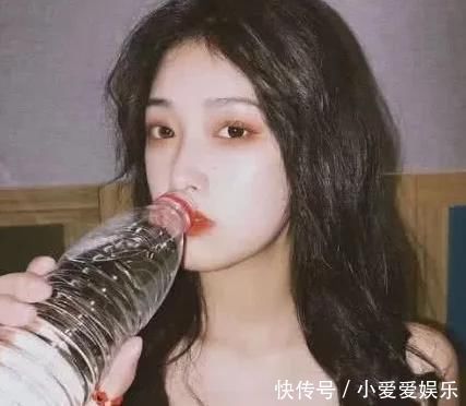 黑咖啡|这3种饮料“当水喝”,胖女生坚持下去或能“自救”,瘦下来不难哟