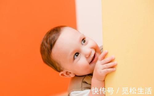 思维能力|宝宝“讨人嫌”的2个动作,家长先别生气,这是大脑在发育的表现