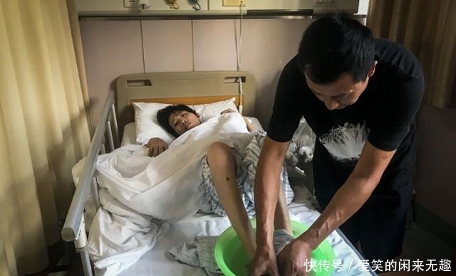 父亲|父亲患重症侥幸保命母亲又进ICU,女儿:谁救我妈,我就嫁给谁