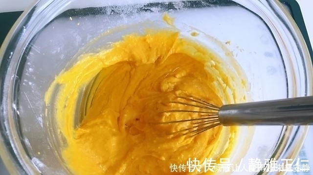 炼乳|女人要多吃它，松软香甜又养颜，不用揉面，个个开花，比蛋糕好吃