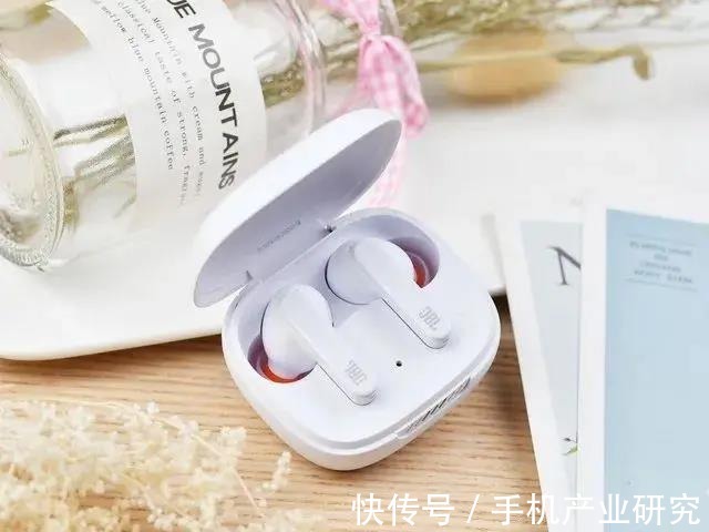 高通|2021上半年发布21款TWS新品，最高售价1999元