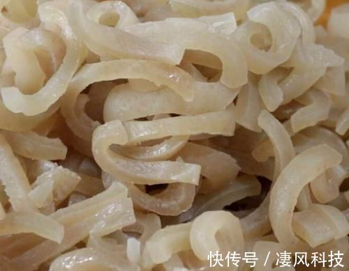 化妆品 女人别太节俭,多吃这4种“零嘴”,减少皱纹抗衰老,护肤效果胜似化妆品