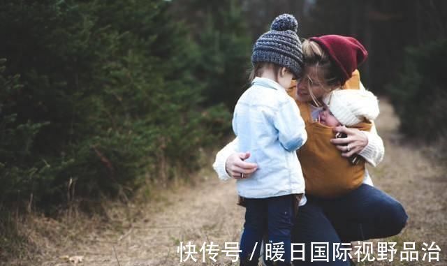 一样的爱|生完二胎后,在医院见到大宝的第一眼,宝妈的心里却高兴不起来