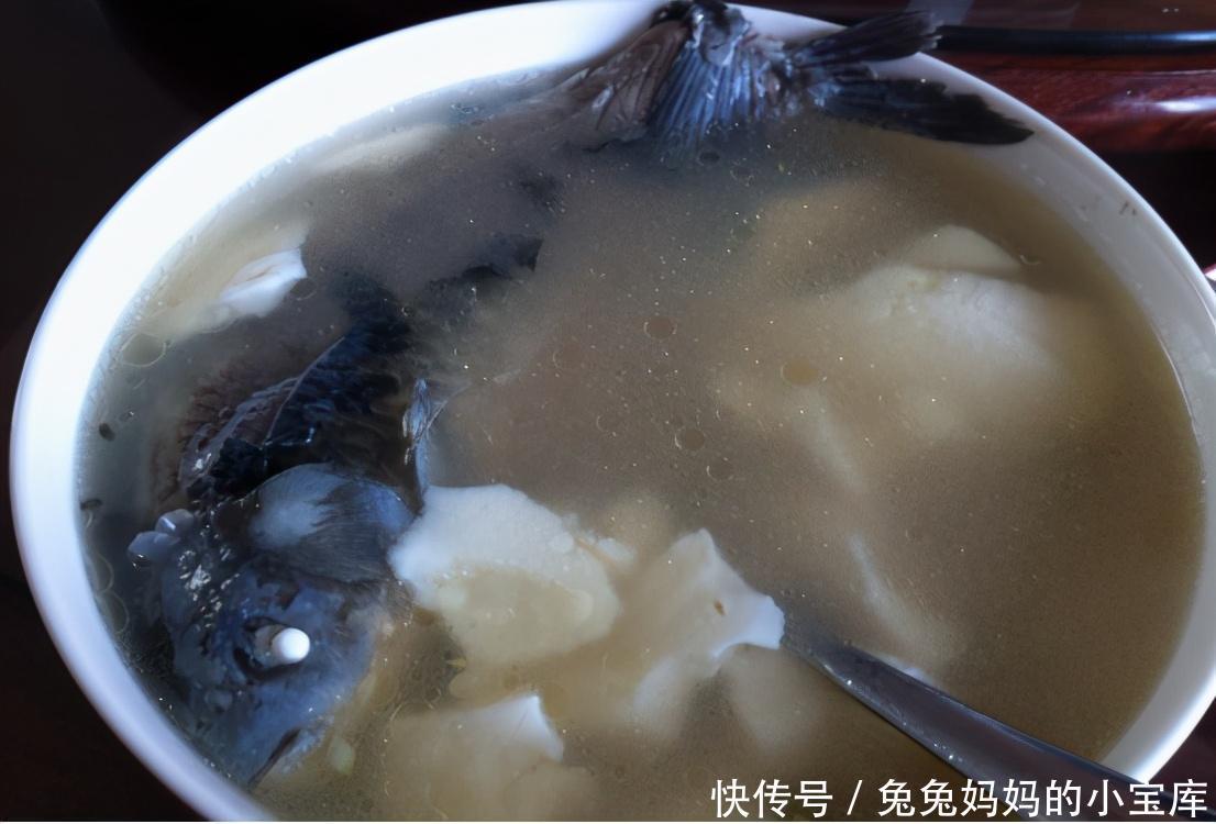 招追|妈妈母乳不足,用这3招追奶,别再傻傻喝汤了,作用不大还发胖!