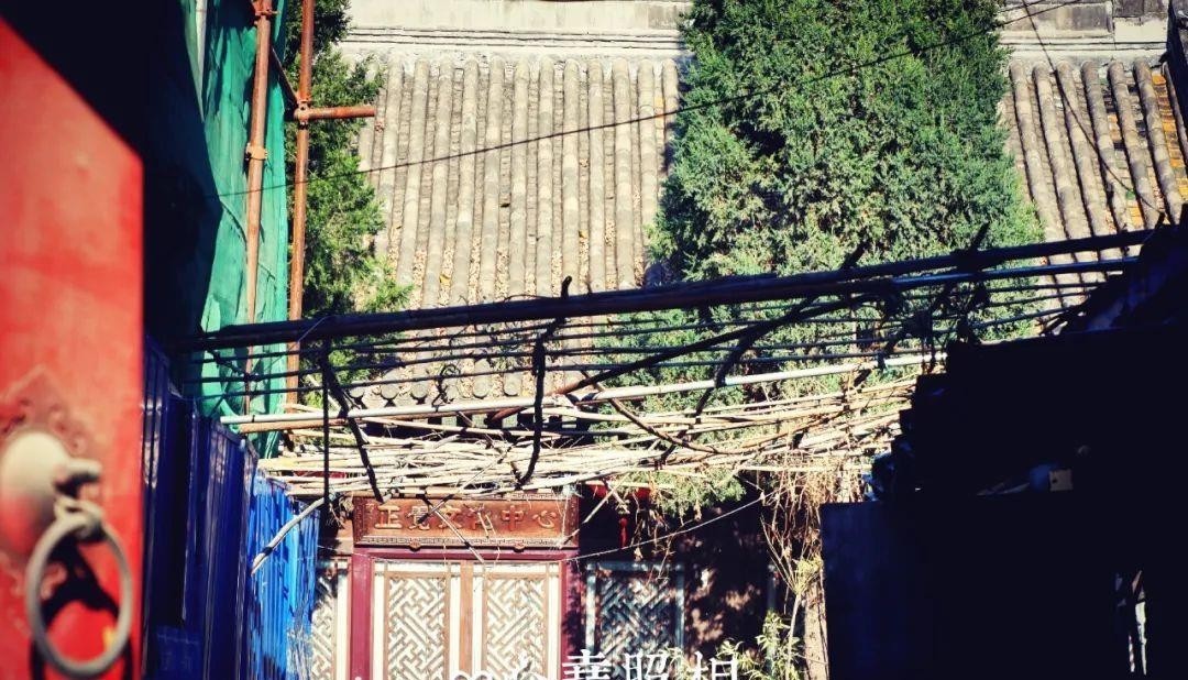 镜头|重拍北京旧日遗存,透过现实的镜头了解逝去的历史——新街口周边