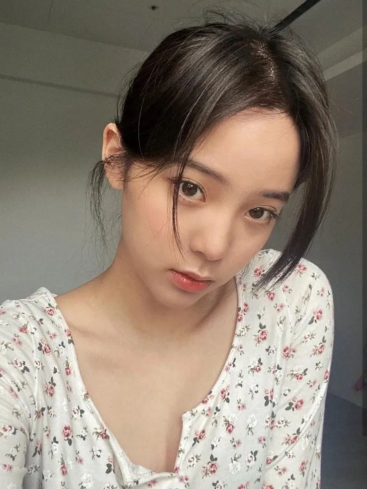 bm|成千上万的女生在三里屯做BM女孩