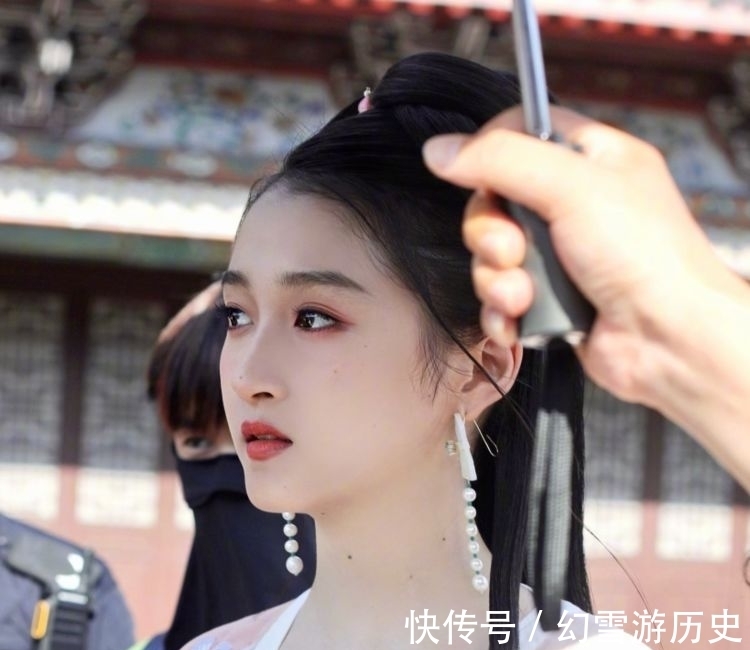 综艺节目|《明侦》之后次推理综艺节目来袭！关晓彤成团宠
