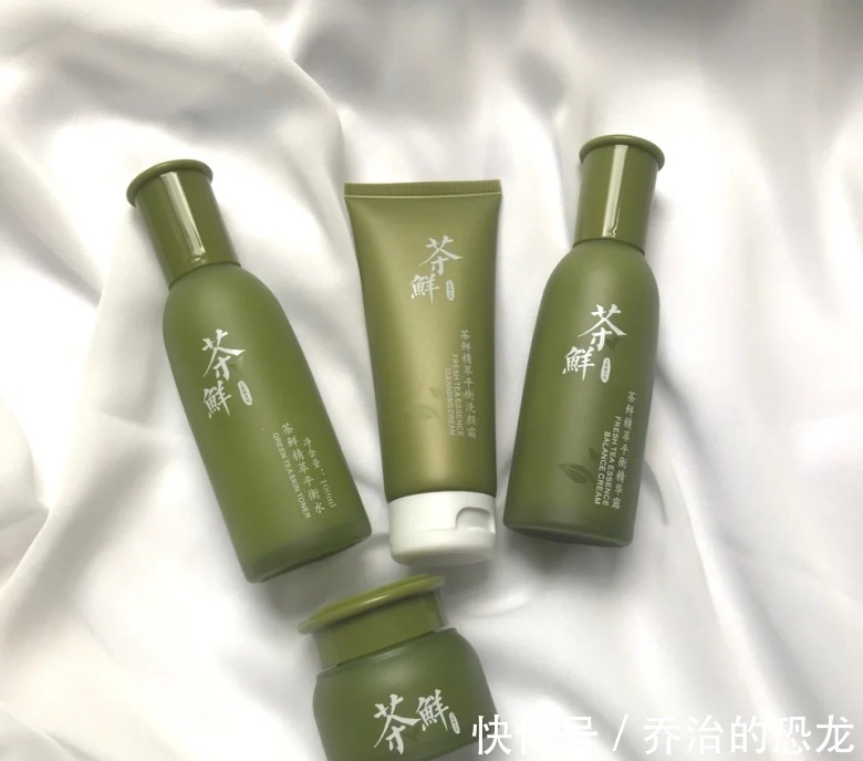 护肤|护肤品是智商税停用护肤品后皮肤会变好,这些护肤真相你不知道!