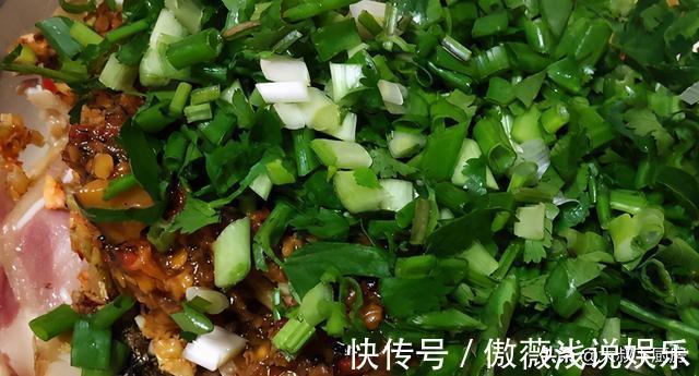 香料|今日菜谱：大叔教你凉拌麻辣猪耳，香辣脆爽，开胃解腻，家人爱吃