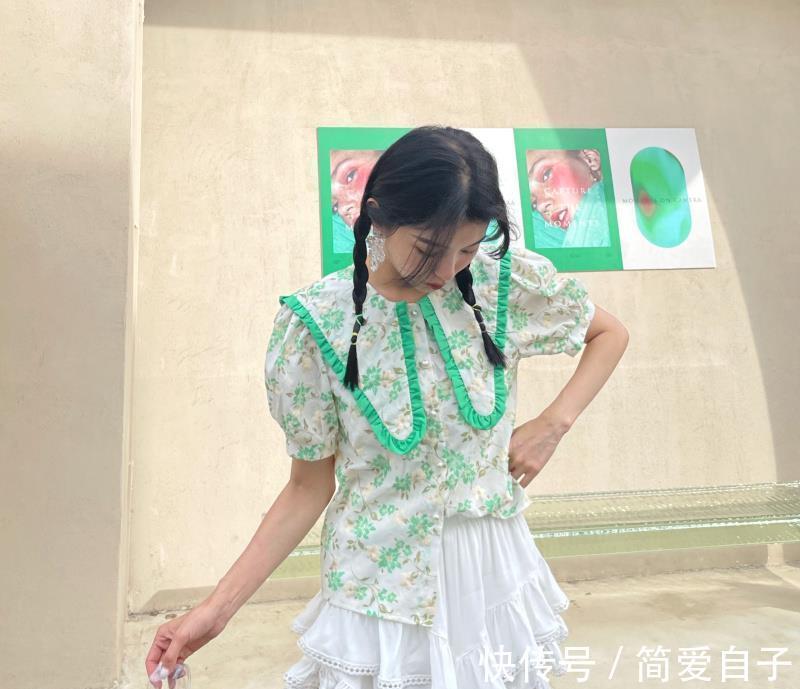 小白裙|今夏流行“碎花衬衫和半裙”,这3个穿搭思路,轻松美一整夏!
