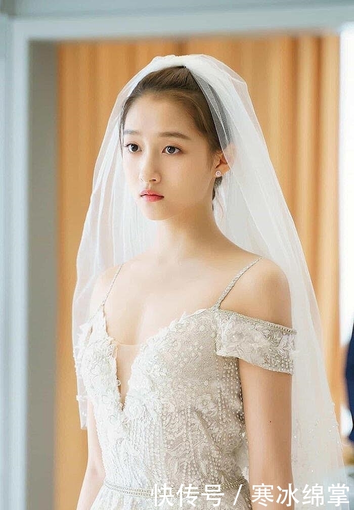 穿上婚纱的女星们真是惊艳了我的时光,看得我都想结婚了!