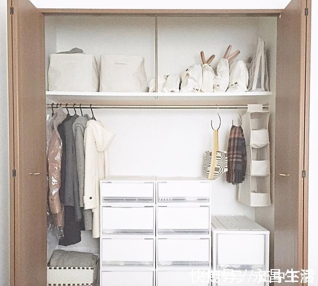 壁橱|卧室不要装大衣柜了，如今都流行这样设计，省钱好看又实用！