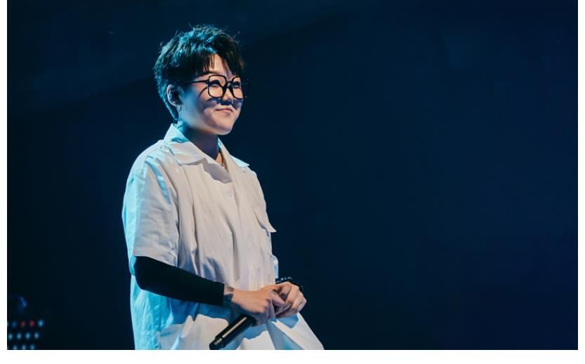 不知所措|孙楠曾翻唱的《善变》原唱,王靖雯是如何,从奶茶店小妹到歌手?