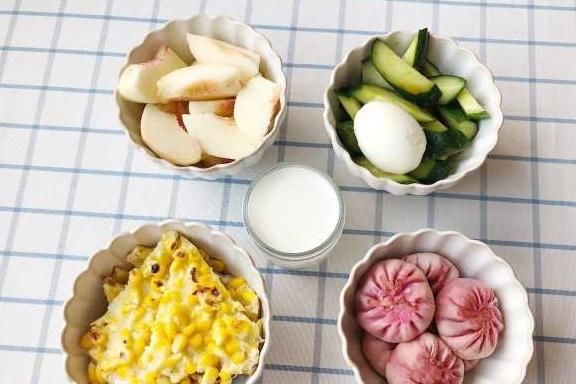 营养均衡|夏季，一家三口的早餐，连续7天不重样，营养均衡，网友：想蹭饭