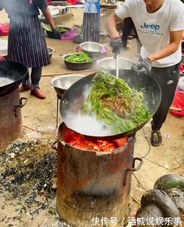 大席菜|农村的大席菜不干净?完全错了,饭店的菜只是表面光鲜而已