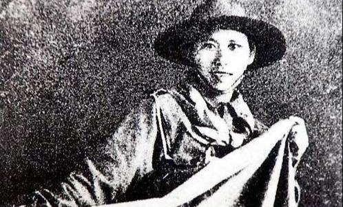 谢晋元|她在淞沪战场一举成名，却毁在了一个明星的身上