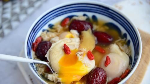 红糖酒酿蛋|脸色苍白不用怕,80岁老奶奶的独门秘方,隔天喝一碗,姑姑似少女