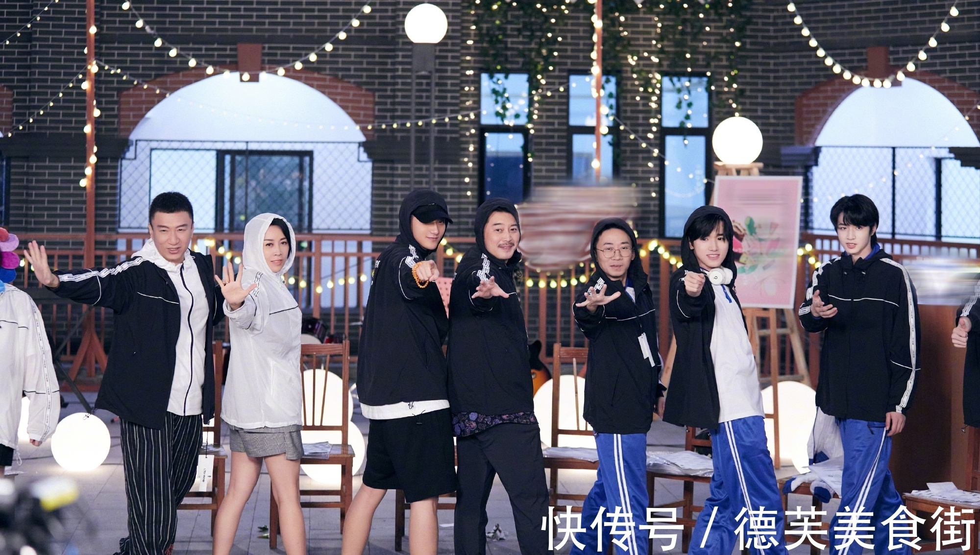 萌探探探案|楊紫缺席《萌探探探案》合照,黃子韜說(shuō)少了楊紫不完美