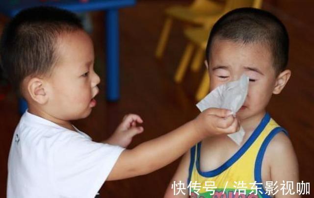 幼儿园|为什么宝宝从不在幼儿园“拉臭臭”4岁萌娃说出真相,宝妈哭了