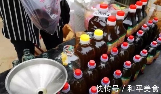 小磨香油|街头“现榨芝麻油”,味道香还不贵,实则机器暗藏玄机!别贪便宜