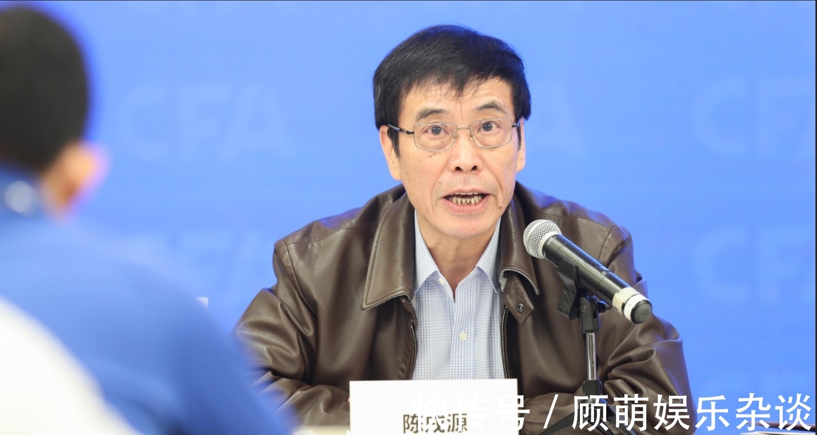 山东体育局|曝中国男足主帅李铁正式下课,新主帅被曝光,曾是国足前队长
