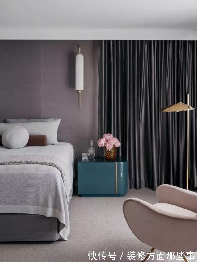 户型|139平简约风三居室,居然有类似戏剧舞台效果的楼梯和横梁