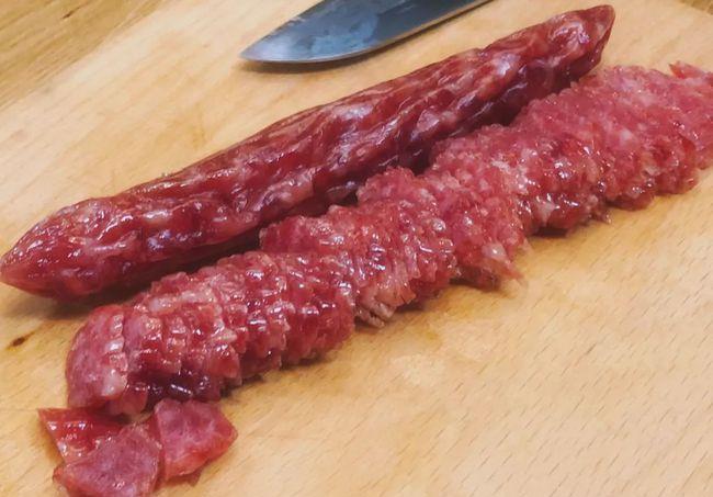 开裂的情况|腊肠灌好后,别直接拿去晒!再加2步,腊肠咸香入味,油润不开裂