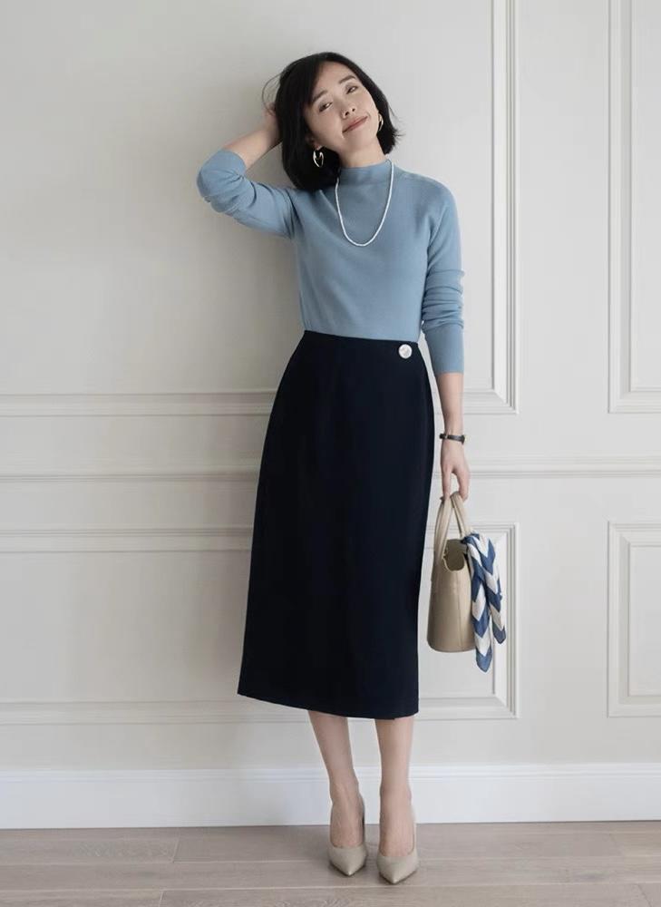 包臀裙|想保暖就不能错过“高领衫”，保暖时髦又显气质，照着穿准没错