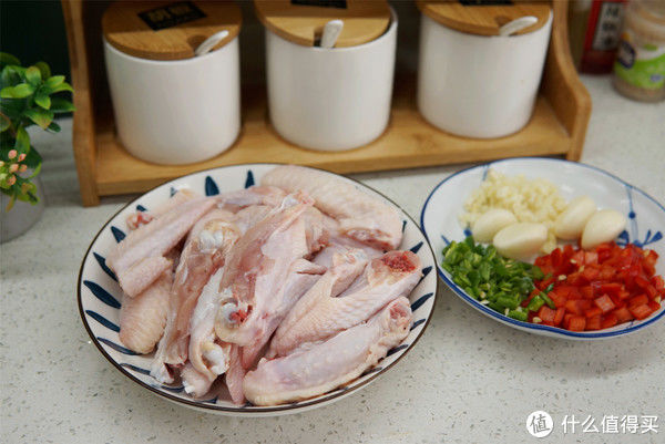 大蒜|健康饮食 篇八：天热潮湿多吃蒜，和这2样焖一锅是绝配，喷香下饭，夏天有好菜了