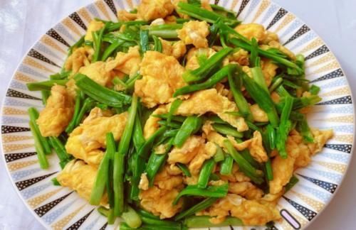 鸡蛋|冬天，吃大鱼大肉不如它，每天炒一盘，美味下饭，实在太香了！