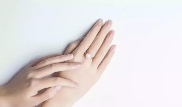 珍珠 唯一可以从20岁戴到80岁的珠宝,每个女人都应该拥有一件