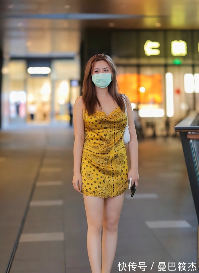 短裙装 36岁“阿姨”的短裙装,不仅搭配简单,还时尚有型!