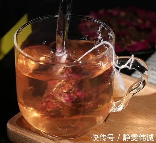 人工流产|22岁女孩确诊“乳腺癌”,医生说出病因,母亲痛哭都是男人害得