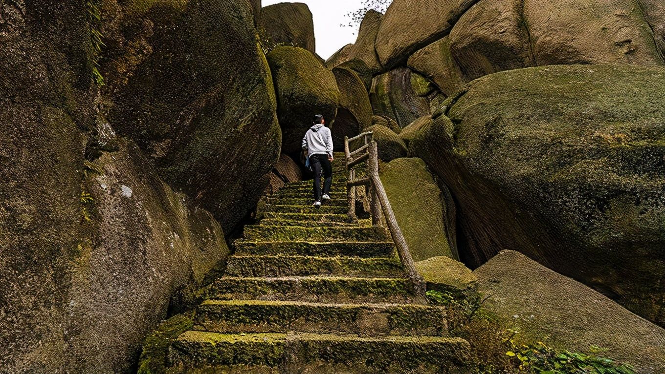 高空|逃离城市48小时 4种玩法解锁巨石山520米高空皖美旅行