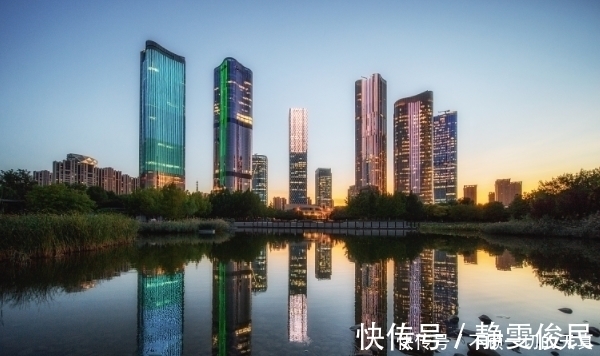 地段|未来10年“房子”靠近3个地段,专家:越老越值钱!堪称黄金地段
