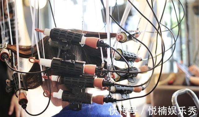 吹风机 烫发后每天怎么打理冷烫湿发造型,热烫干发造型,发型更有型!