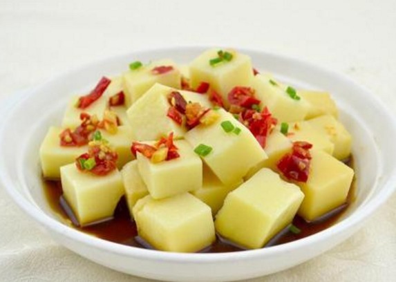 豆腐虽好，但不可与以下3物搭配，别等全家人“住院”才明白