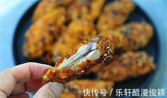 上火|不用面粉不用炸,十分钟上桌的香辣脆皮鸡翅,又酥又嫩,不上火!