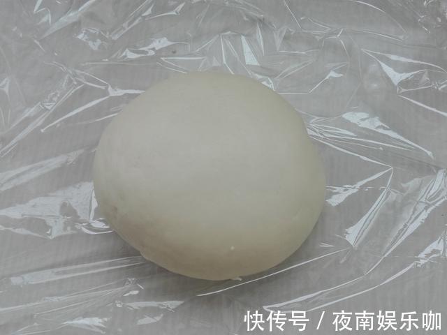 玫瑰|爱吃酥点快收藏,手一碰就掉渣,层次分明,放几天都酥香,别错过