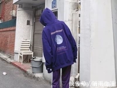 碳酸饮料|女生在“生理期”少碰这3种食物,不仅容易痛经,还会长肉变丑!