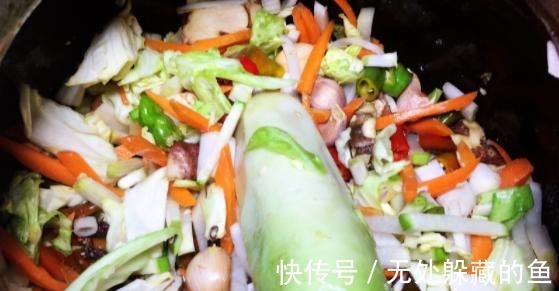 农村腌菜的老方法,一次腌10斤都不够吃,酸甜脆爽比辣椒开胃!