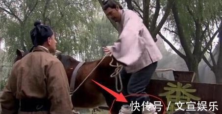 |让人尴尬的明星穿帮照,一个比一个搞笑,你能坚持到第几个