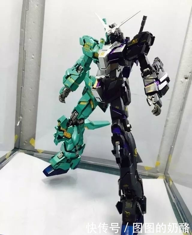 模型|假面骑士W配色，独角兽高达模型