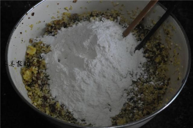 比蛋糕健康，比馒头好吃，天冷多吃枣米糕，软糯清香比吃肉还好