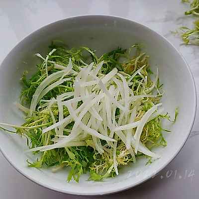 拌菜|黑椒鸡片花拌菜