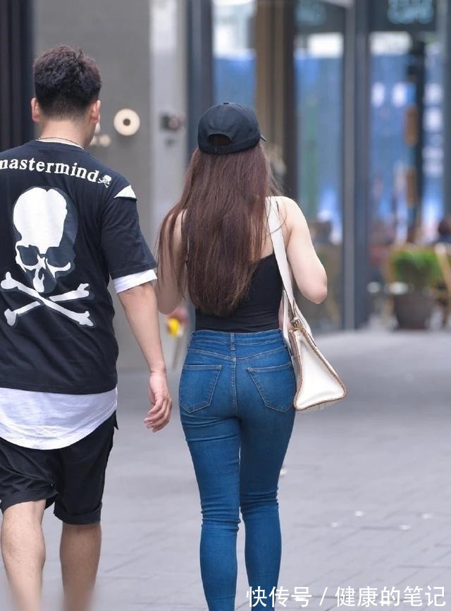 落落大方 让百搭的牛仔裤,穿出与众不同的风格!