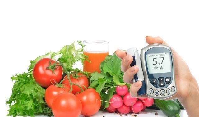 糖尿病人|糖尿病人早餐吃什么好呢？营养师说，平时都吃错了，这样吃才健康