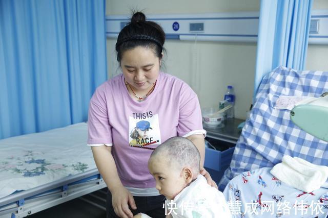 徐丽霞|给儿子洗澡,让她后悔一生“我永远都不会原谅自己”